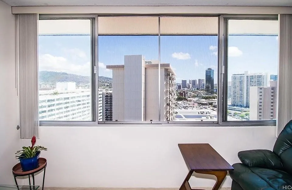 780 Amana St #Penthouse 4