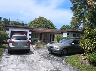 7945 Tropicana St, Miramar, FL 33023
