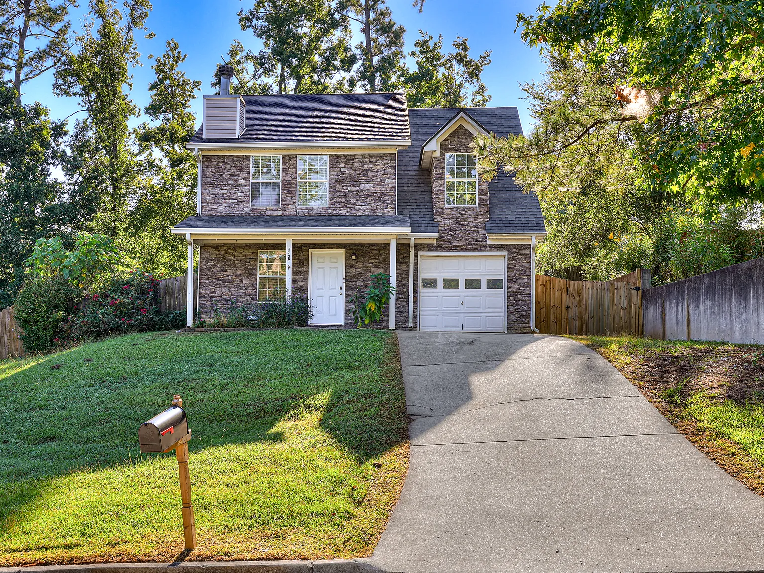 4739 Rhett Dr — Photo 4