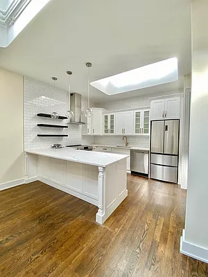 Rented by Waverly Realty Associates | media 29