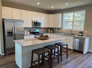 349 Willowshire Ct, Waynesboro, VA