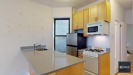 Rented by Bond New York