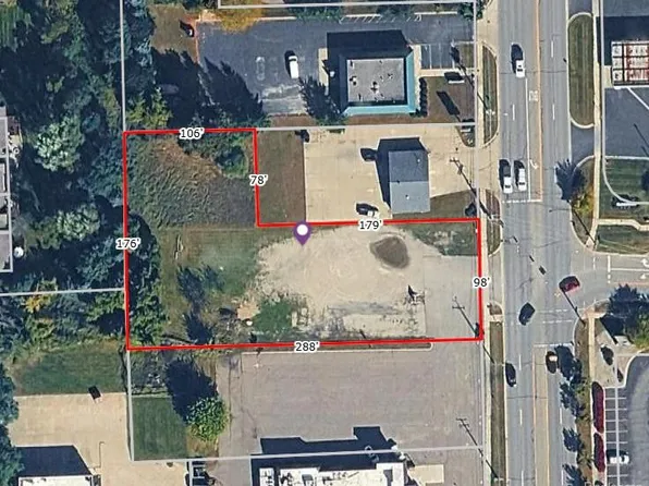 1301 N Leroy St, Fenton, MI 48430