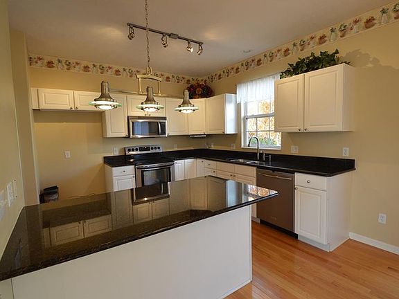 5th image of 7311 Forest Cove Ln
