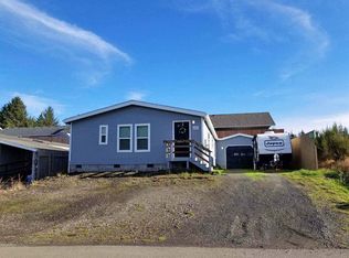 63411 Jerome Rd, Coos Bay, OR 97420
