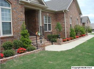 4511 Stone Park Cir, Owens Cross Roads, AL 35763