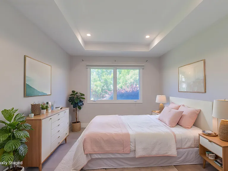 125 Lockhart Ln — Photo 6