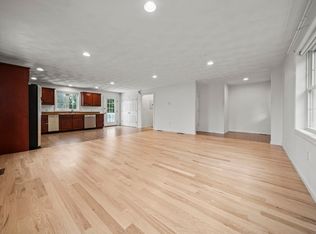 6 Fairlawn Ave, Burlington, MA 01803