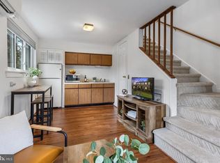 3825 Birchwood Rd #3825, Falls Church, VA 22041