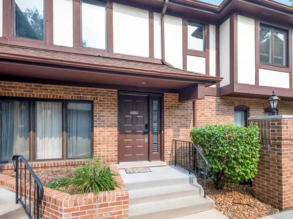 12250 S Dogwood Ln, Palos Heights, IL 60463