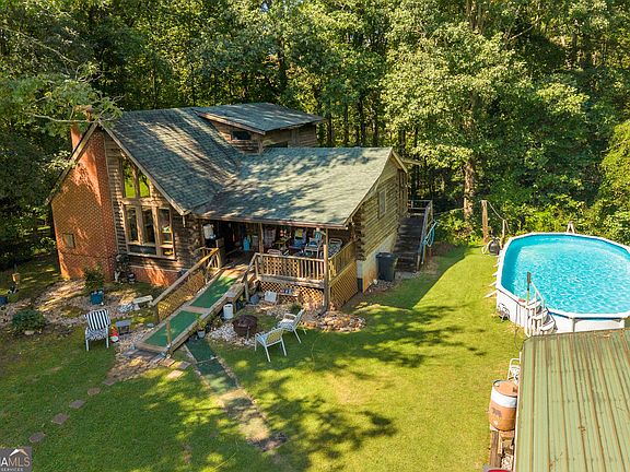 5th image of 235 Evans Dr