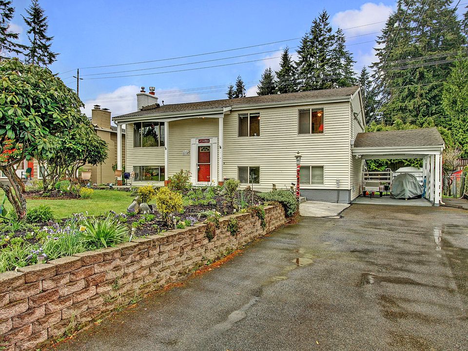 1st image of 6118 167th Pl SW