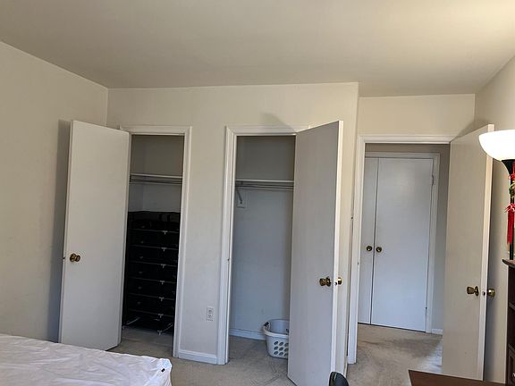 4th image of 3694 Persimmon Cir #3694