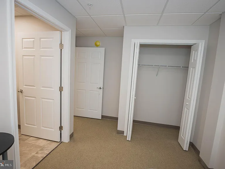 123 Bateman St #4-412A — Photo 36