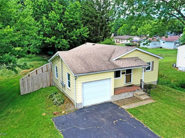 449 E Main St, Cortland, OH 44410