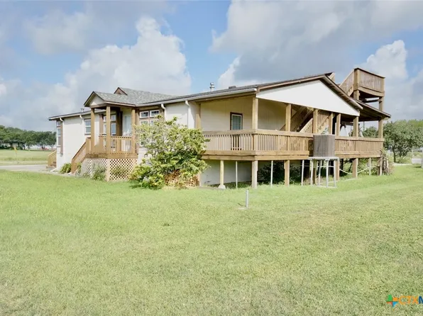 1108 W Tyler Ave, Pt O Connor, TX 77982