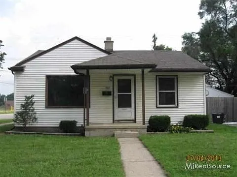 505 E Mahan Ave photo 1