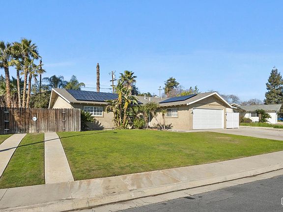 2nd image of 3012 Maywood Dr