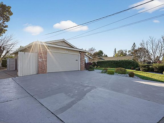 2nd image of 2851 San Antonio Drive