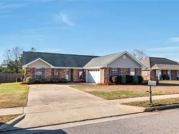 2980 Plantation Dr W, Mobile, AL 36695