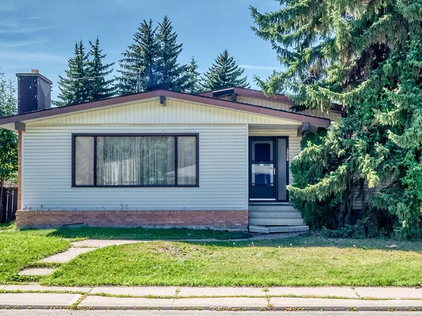 4008 124th St NW, Edmonton, AB T6J 1Z9