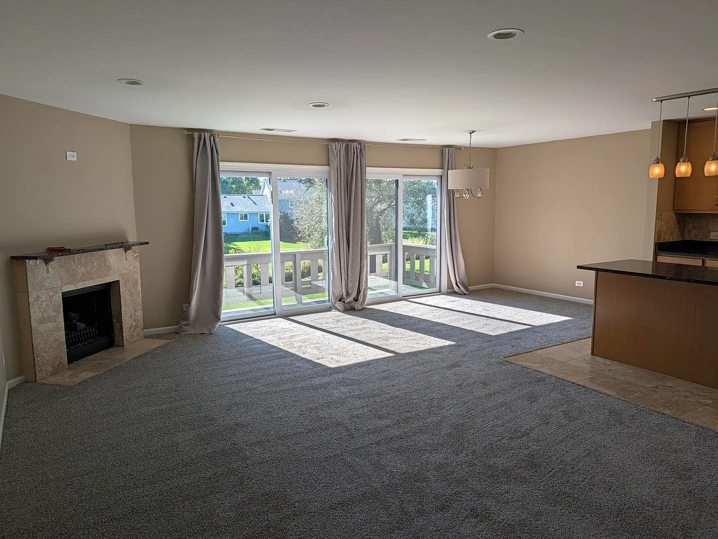 2 bed, 1500 sqft, $2,475 — Photo 2