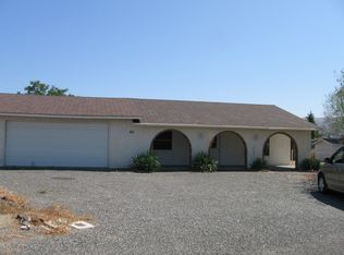 611 Lincoln Pl SW, Mattawa, WA 99349