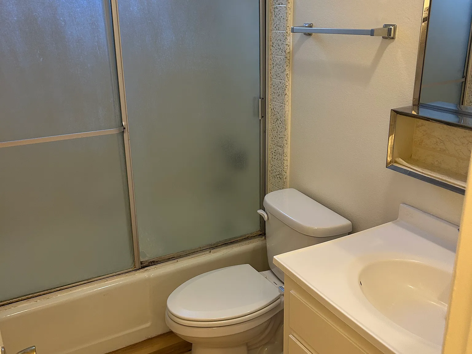 1 bed, $1,925 — Photo 3