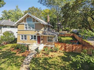 5539 Oak St, Kansas City, MO 64113