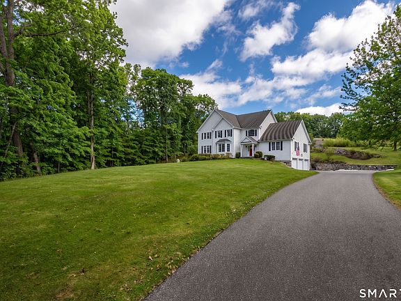 2nd image of 98 Hopewell Woods Road