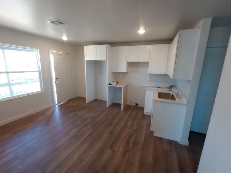 3809 S Hudson Ave #1 — Photo 6