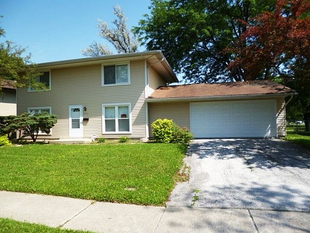 1st image of 3511 Fountainbleau Dr