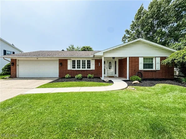 1420 White Ave, Fremont, OH 43420