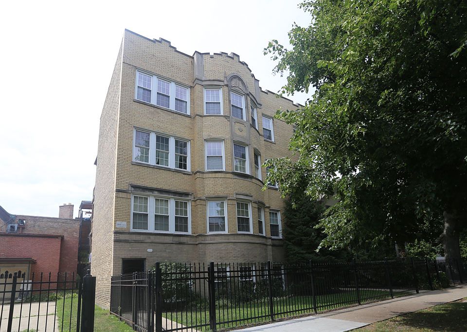 1st image of 4708 N Wolcott Ave #G