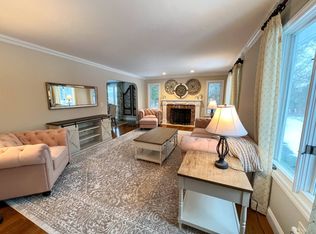 41 Evergreen Ave, East Moriches, NY 11940