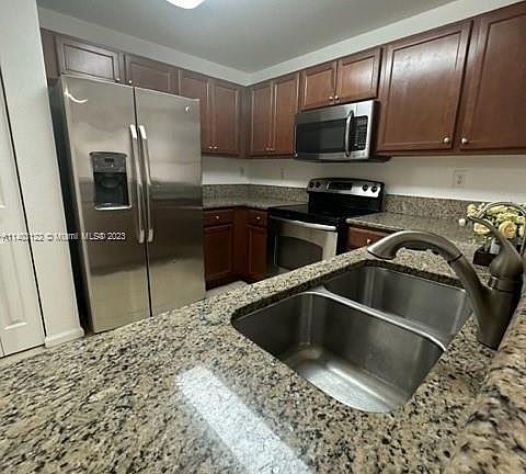 2nd image of 11605 NW 89th St #2020