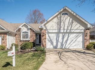 1307 Golden Point Dr, Saint Louis, MO 63146