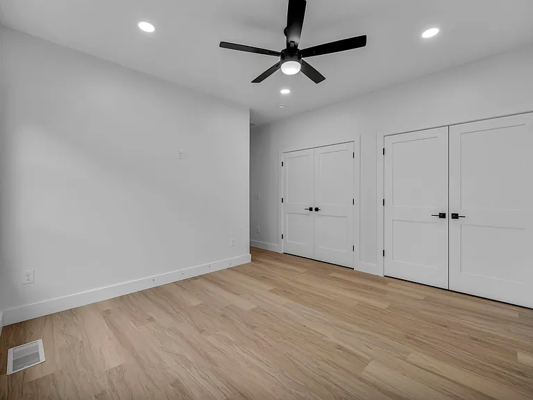 1831 Brevier Ave #2 — Photo 19