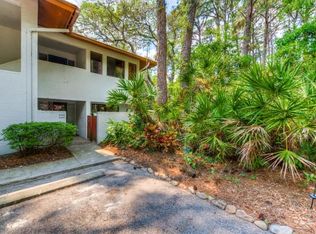 3322 Thornwood Rd, Sarasota, FL 34231