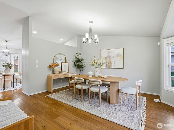 3rd image of 14925 19th Avenue W