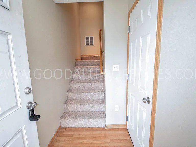 4319 153rd St — Photo 5