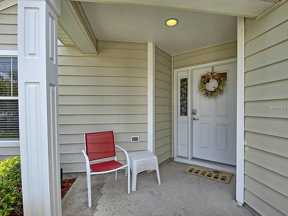 4th image of 1183 Creekside Dr