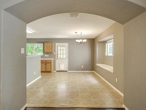 4th image of 133 Verbena Gap