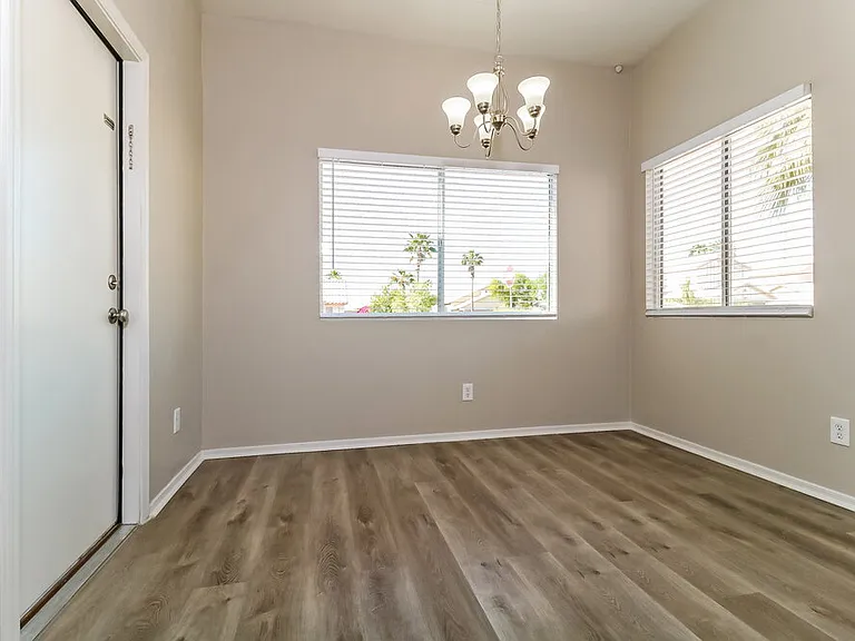16196 W Mesquite Dr — Photo 6