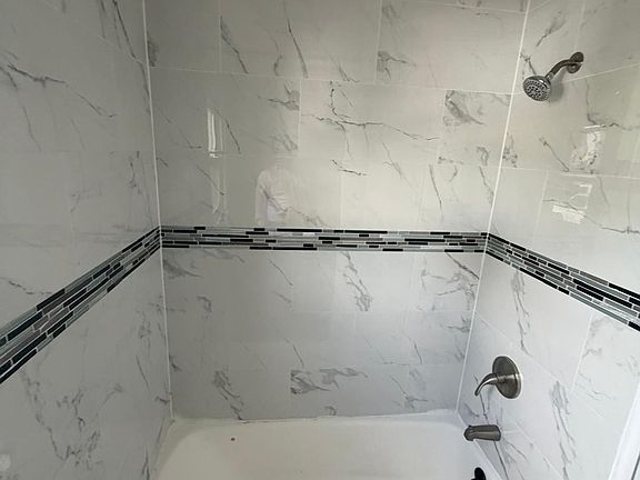 5th image of 41 Smith St APT B9