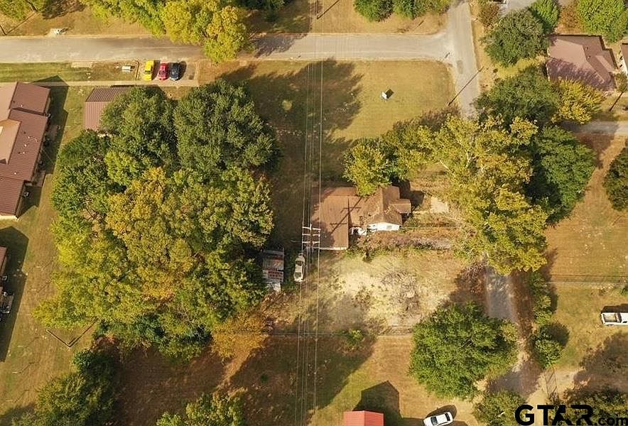 2nd image of 405 Goodson St