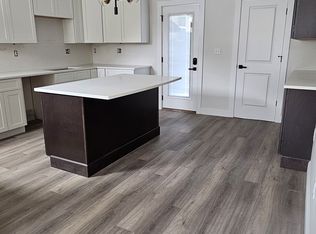 15 Hadley Pl, Medford, MA 02155