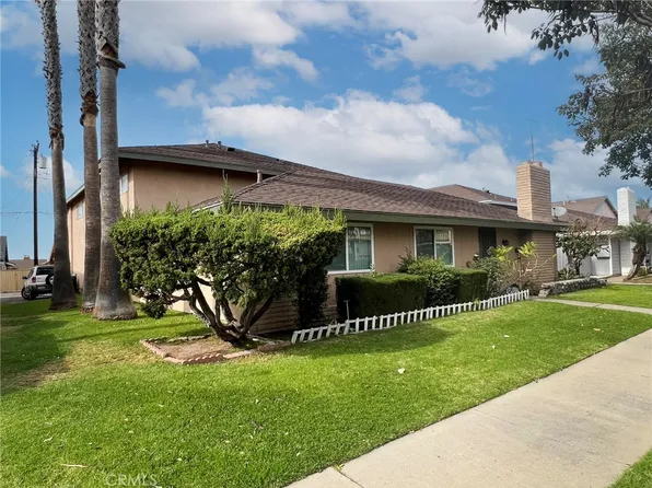 2562 N Bourbon St, Orange, CA 92865