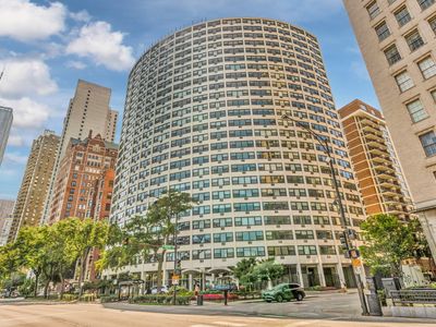 1150 N Lake Shore Dr #21GH, Chicago, IL, 60611