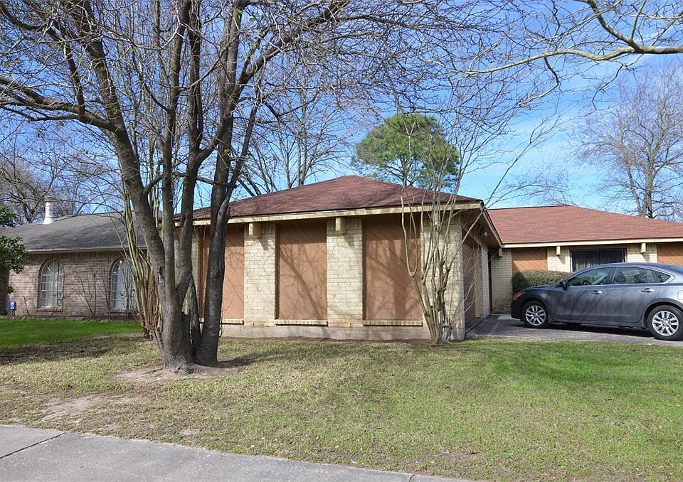 1st image of 2731 Kings Canyon Ct